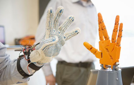 Prosthetic hand